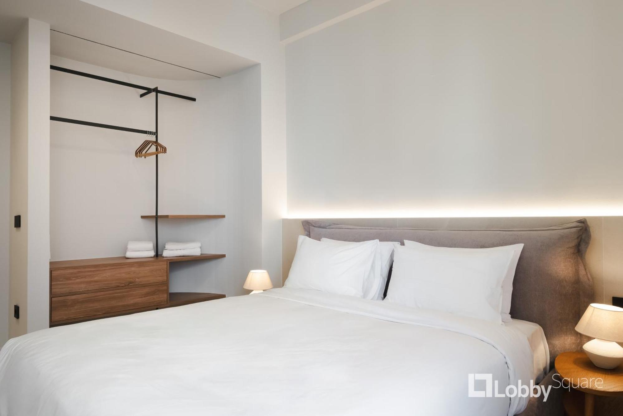 Muse Apartment By Lobbysquare Atenas Exterior foto