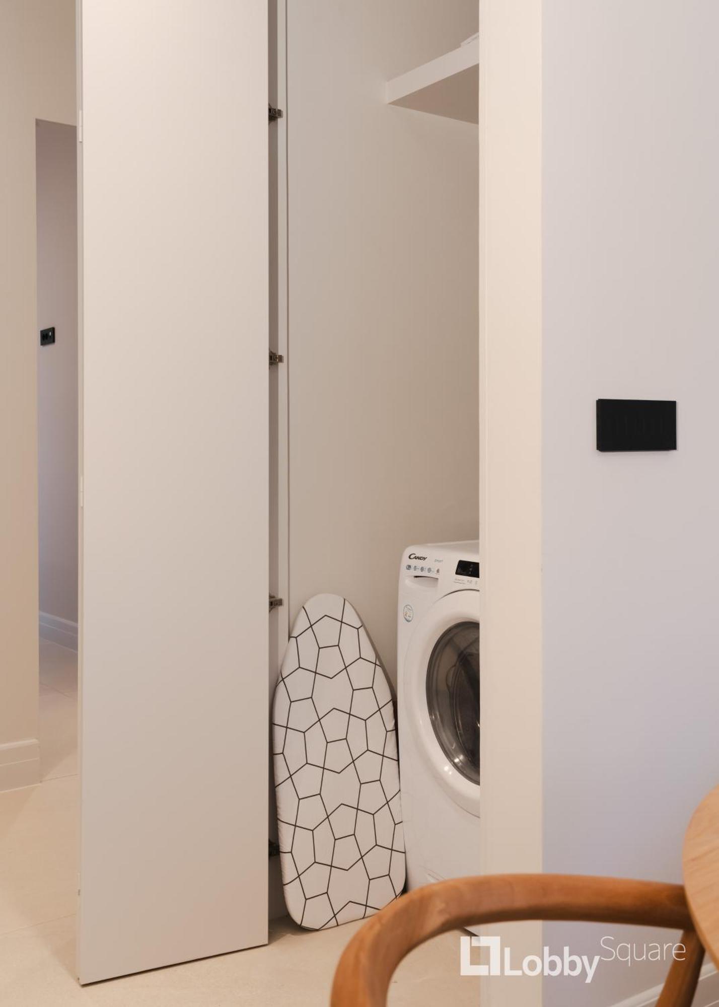 Muse Apartment By Lobbysquare Atenas Exterior foto